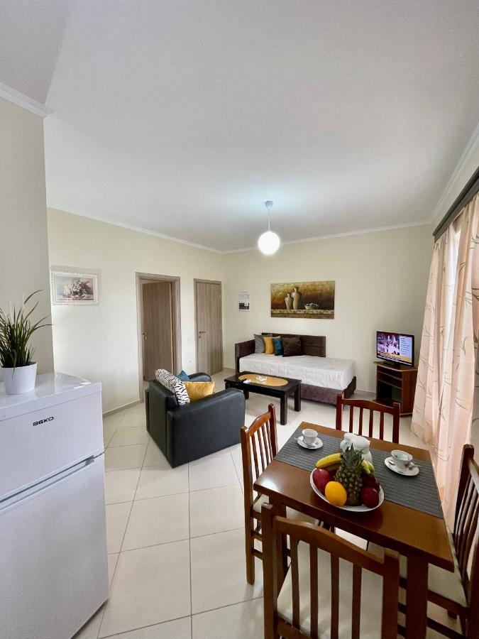 Relax Apts Saranda Dış mekan fotoğraf