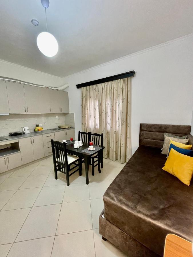 Relax Apts Saranda Dış mekan fotoğraf
