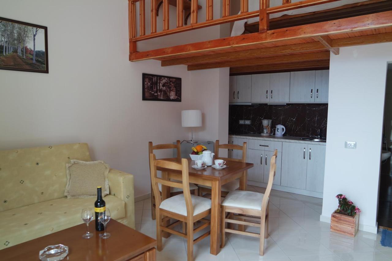 Relax Apts Saranda Dış mekan fotoğraf