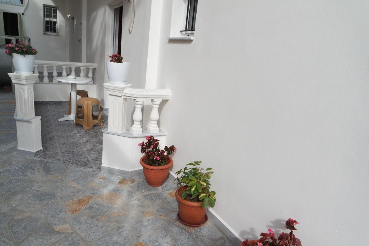 Relax Apts Saranda Dış mekan fotoğraf